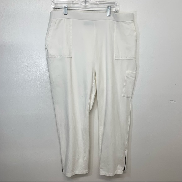 Susan Graver Weekend Pants 1X  White Pull On Cargo Pockets Straight Stretch Work - Picture 1 of 11